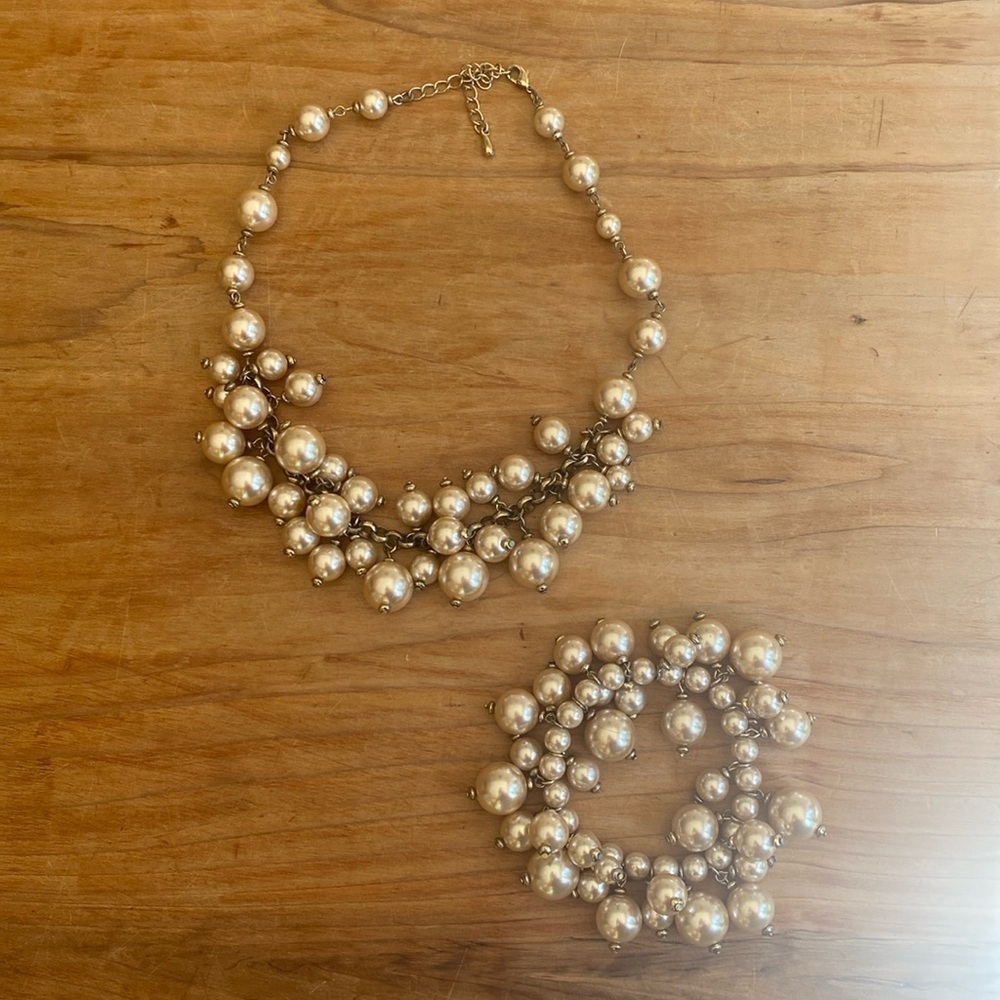 Jewelry bauble set (incl necklace and bracelet)